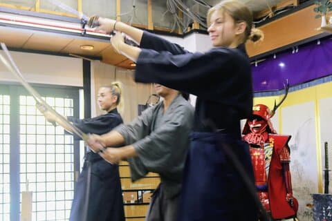 Ære - Opplev budo og kultur en gang praktisert av samurai