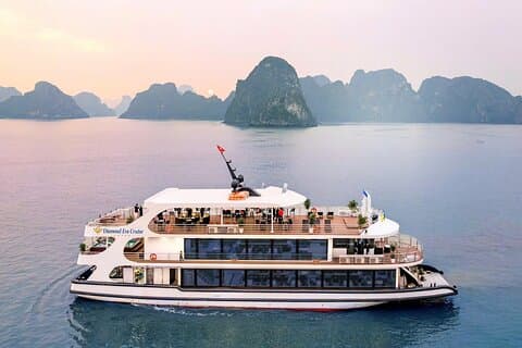 Ha Long Bay Premium Cruise with Jacuzzi, Kayaking & Buffet Lunch