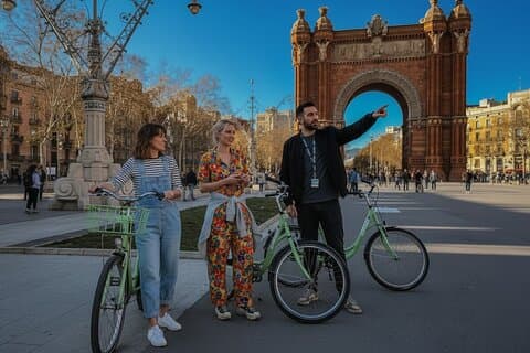 Private Photo Bike Tour Best of Modernism and Mediterranean Barcelona