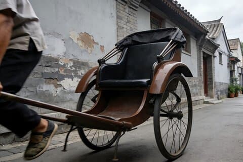 Tour privato di Pechino al Summer Palace, oltre a Drum Tower Performance and Rickshaw