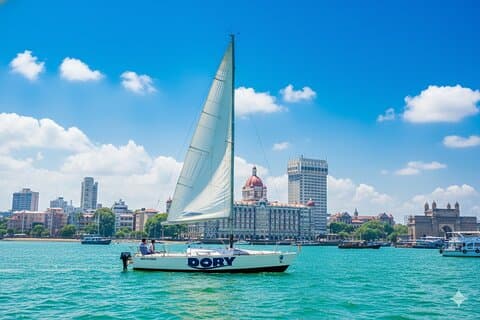 Mumbai Bay Breeze Segel auf einer kompakten Yacht Erfahrung