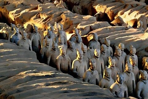 Shared Bus Qin Terra-Cotta Warriors Discovery