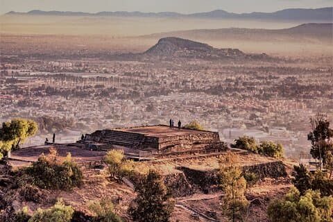 Mexico by nye brann pyramide eventyr