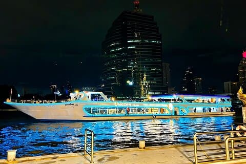 Bangkok Unicorn Middagskryssning från Iconsiam Chao Phraya River