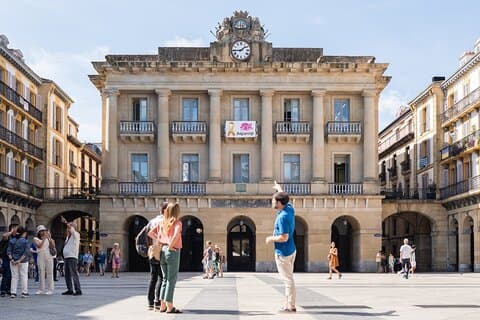Baskische Küste und San Sebastian von Bilbao