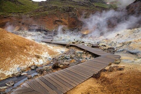 Island Volcanic Landscapes Aventura Tunnels e Crateras de Lava