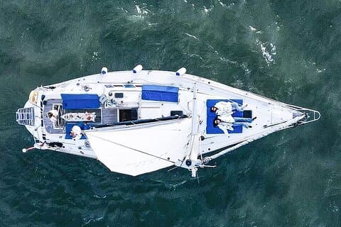Alquiler de yates de vela en las Azores y expediciones a bordo