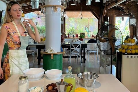 Private Garden Italian Cooking Class in Sorrento with Wine