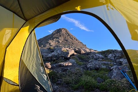 Azores Peak Mountain Pernoita in the Crater - Adventure and Camping