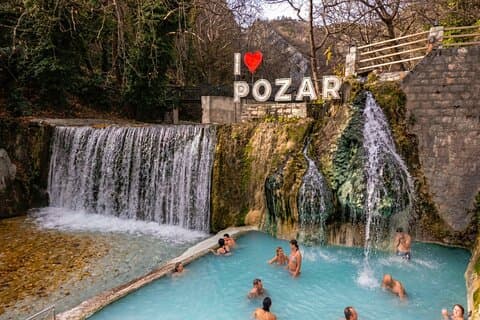 Pozar Baths naar Edessa Watervallen Gedeelde Tour per Minivan