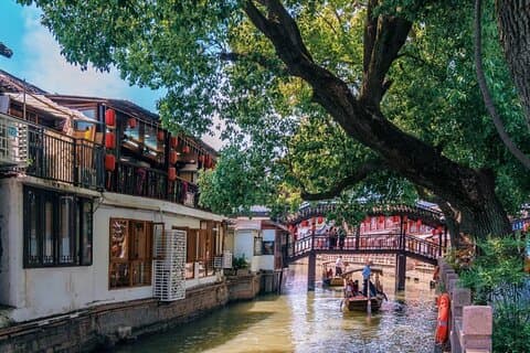 Shanghai Join Tour Yu Garden, de oude stad en Zhujiajiao Water Town