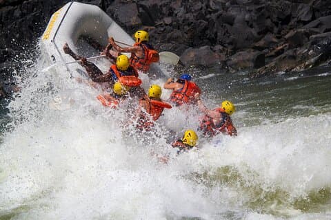 Victoria Falls 4-Day: Bungee, Rafting, Helicopter & Boma Dinner