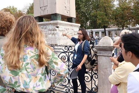 Blue Mosque Sultanahmet Old Town and Hippodrome Walking Tour