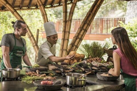 Ubud Sightseeing Tour mit balinesischem Kochkurs - All Inclusive