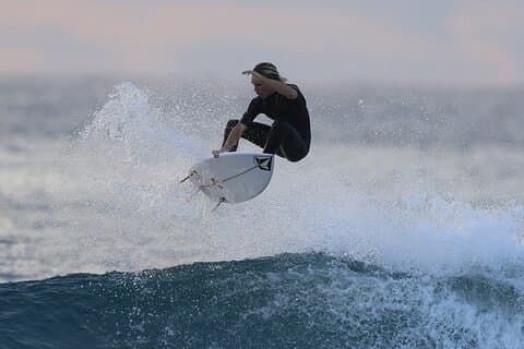 Advanced Performance Surf Coaching com análise de vídeo