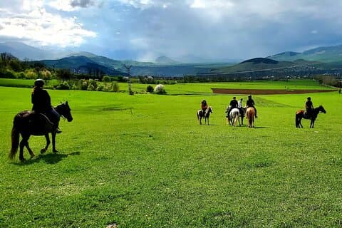 2 - Excursão de um dia a cavalo ao longo do Debed Canyon