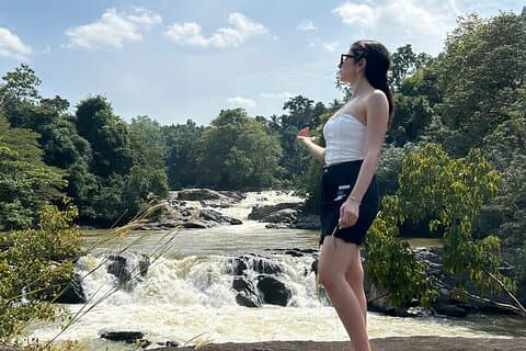 Day Tour Waterfall Royal Rock Lunch at Kandy Road Mawanella