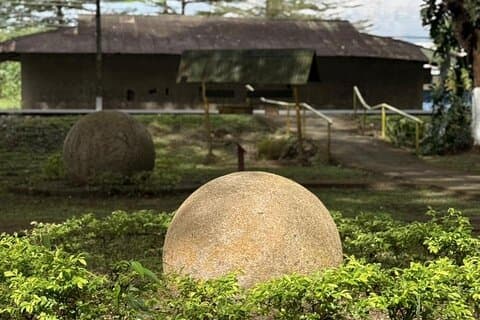 Tour delle sfere di pietra ancestrali e dei paesaggi del Pacifico