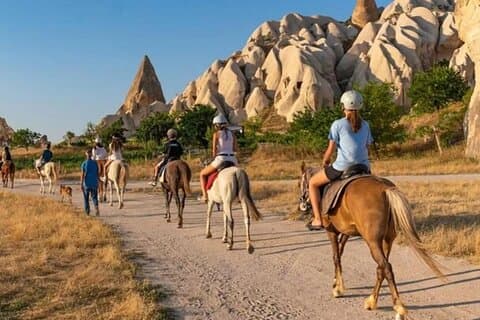 Cappadocië Paardrijtocht Zonsopgang Zonsondergang & Overdag