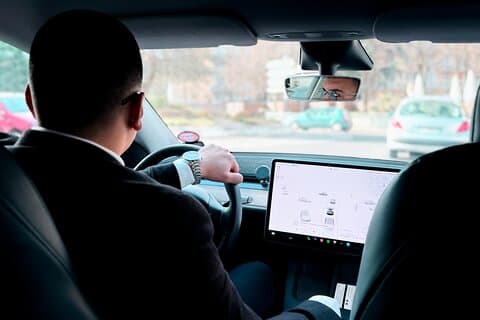 CDG Airport to Paris – Private Transfer with Meet & Greet