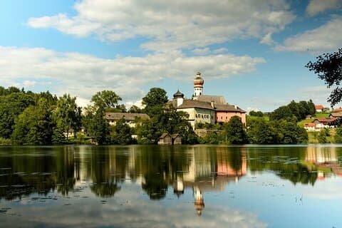 Relive the Sound of Music Film Locations Day Trip