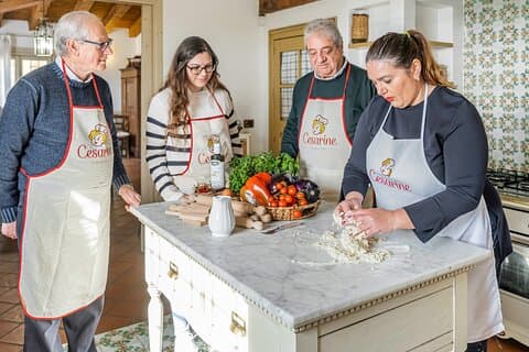 Asti: Cooking Class on Lasagna and Homemade Gelato in Local Home