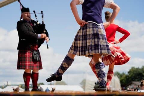 Die Gems of Scotland 6 Tagestour von Dublin und Belfast