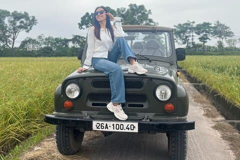 Autentisk Hanoi Jeep Tour til Bat Trang keramiske landsbyen