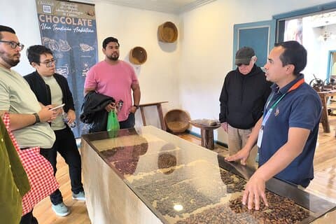 Cuenca Chocolate Tour with Practice Class