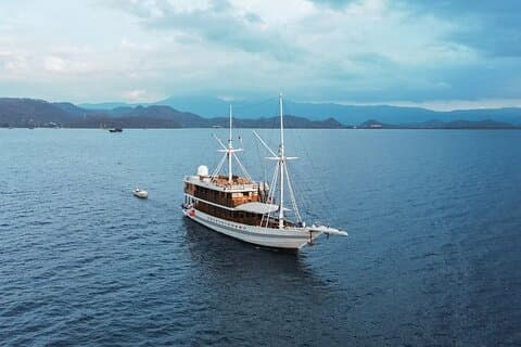 3D2N Komodo Tour Liveaboard Experience