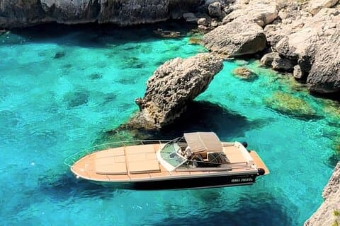 Capri, Private Tour by Luxury Yacht