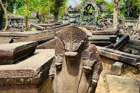 Siem Reap airport and Beng Mealea temple tour