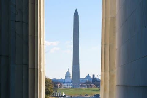DCモニュメント・ツアー（10か所+停留所）と米国議会議事堂または博物館入場