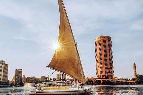 Barca privata Felucca sul Nilo con snack al Cairo