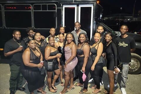 Privat VIP Party Bus leje med chauffør i Sint Maarten