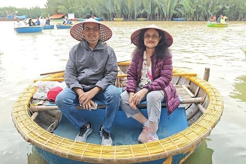 Fabrication de poterie, agriculture, bateau à panier et balade à dos de buffle, visite de la ville de Hoi An
