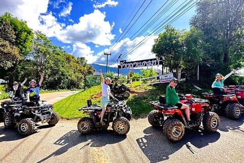 Chiang Mai ATV upplevelse med toppen av Doi Inthanon National Park