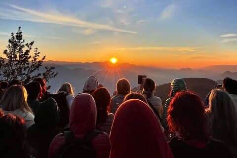 Rishikesh: Fjell soloppgang med tempel velsignelser guidet tur