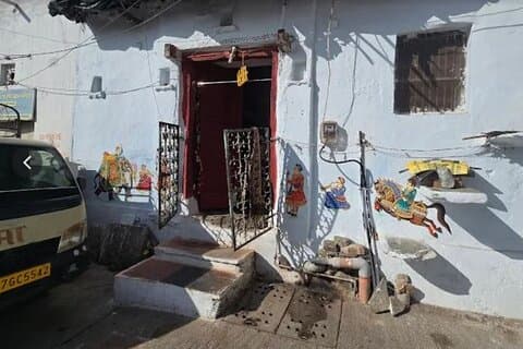 Passeggiata in città con Mitali nel lato nascosto di Udaipur