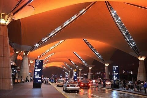 Sit Back & Relax - Malacca to KLIA Airport MPV Transfer