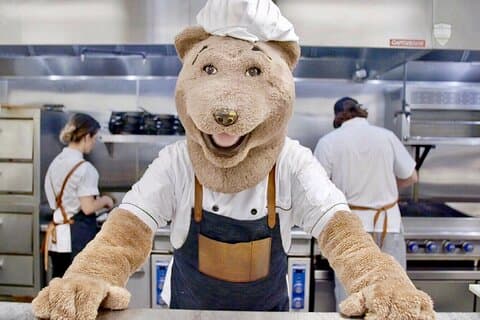An Immersive Communal Dining Experience Hosted by Chef Bear