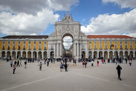 Lisboa Aeropuerto Private Transfer City, Cascais, Caparica y Setúbal