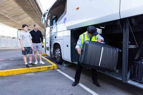 Trasferimento dall'aeroporto di Sydney al CBD con pranzo, The Rocks & Bondi Tour