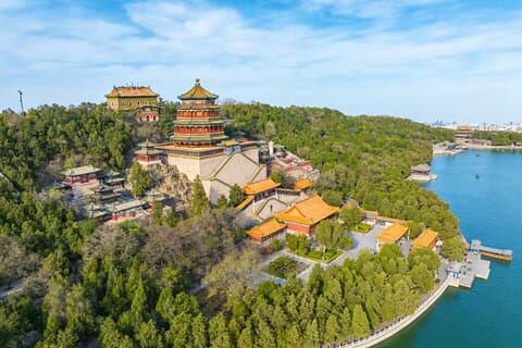 Beijing Small-Group Tour: Summer Palace and Ming Tombs with Lunch
