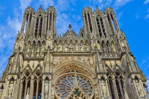 Reims Scavenger Hunt & Self-Guided Audio Walking Tour