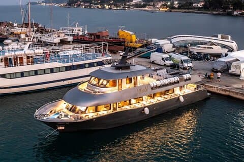 Crucero por Rodas a Symi por la noche