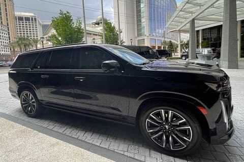 Privé transfer van de luchthaven MSY naar het centrum per SUV