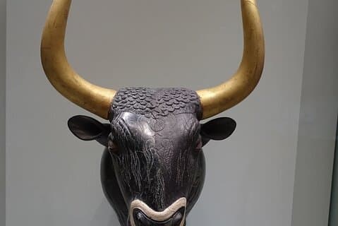 Museo Arqueológico Cueva de Zeus y Molino de Aceite de Oliva