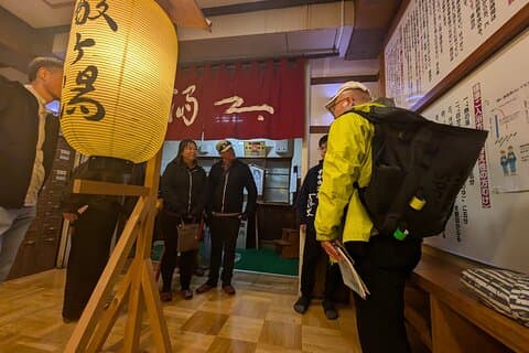 Aomori privé taxitour : Heilige Watergeest, Onsen & zeevruchten