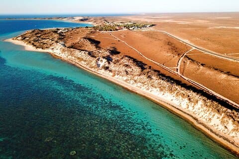 Private Landtour : Panoramaflug über das Ningaloo Riff & Transfer